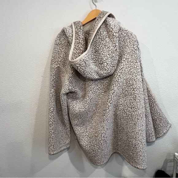 Urban Outfitters Out from Under tan thick fleece open front jacket size medium - Picture 8 of 8